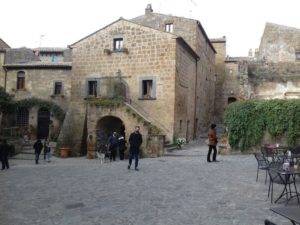 Civita di Bagnoregio: A day trip with Expats living in Rome 29