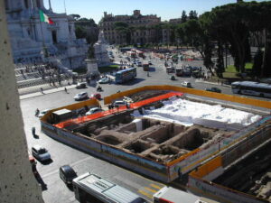 When work on Metro C exposes Piazza Venezia in 2006 24