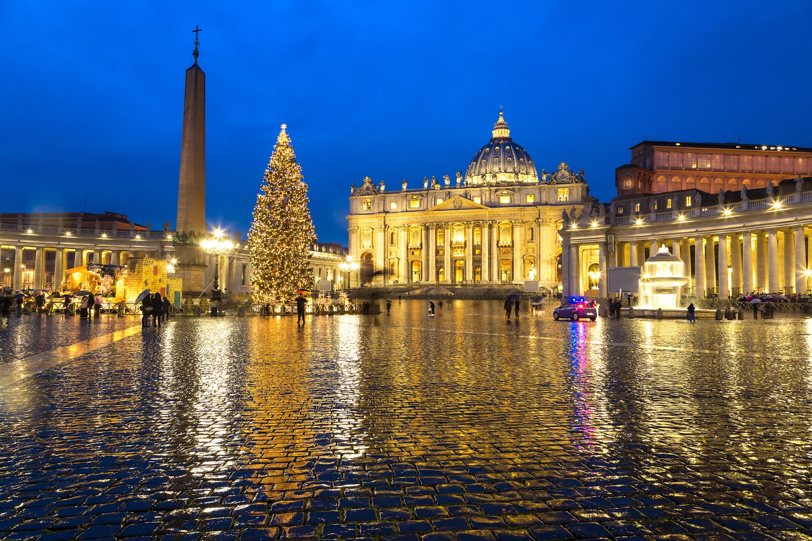 Rome's Christmas Markets | 2022 Dates, Locations 9