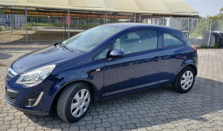 buy a used car in Italy rome dealer sell 2023 expats insurrance 768x451