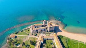Discover Rome's Scenic Beaches Easily Accessible by Public Transportation 10