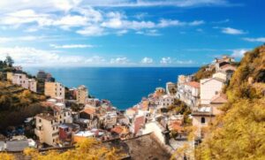 Exploring Italy's Picturesque Autumn Getaways 4