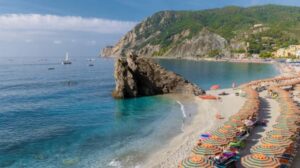 Exploring Italy’s Stunning Beaches by Train: A Guide for Expats 22