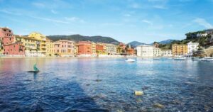 Exploring Italy’s Stunning Beaches by Train: A Guide for Expats 7