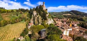 12 Enchanting Small Towns in Italy You Must Visit 4