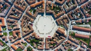 12 Enchanting Small Towns in Italy You Must Visit 9