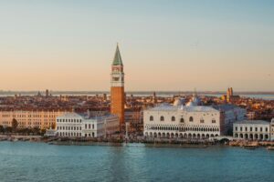 Things to do for New Year's Eve in Italy 2025 403