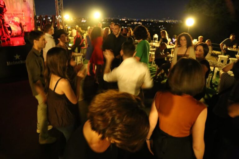 EXPATS & DIPLOMATS THE GLOBAL BRIDGE - Network After Work Aperitivo 6 36327578 10217396405928314 8652618720562118656 n 768x512